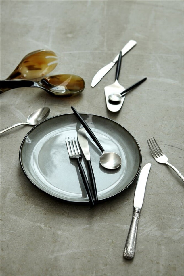 Latasha kage spade 25x6 cm. sort