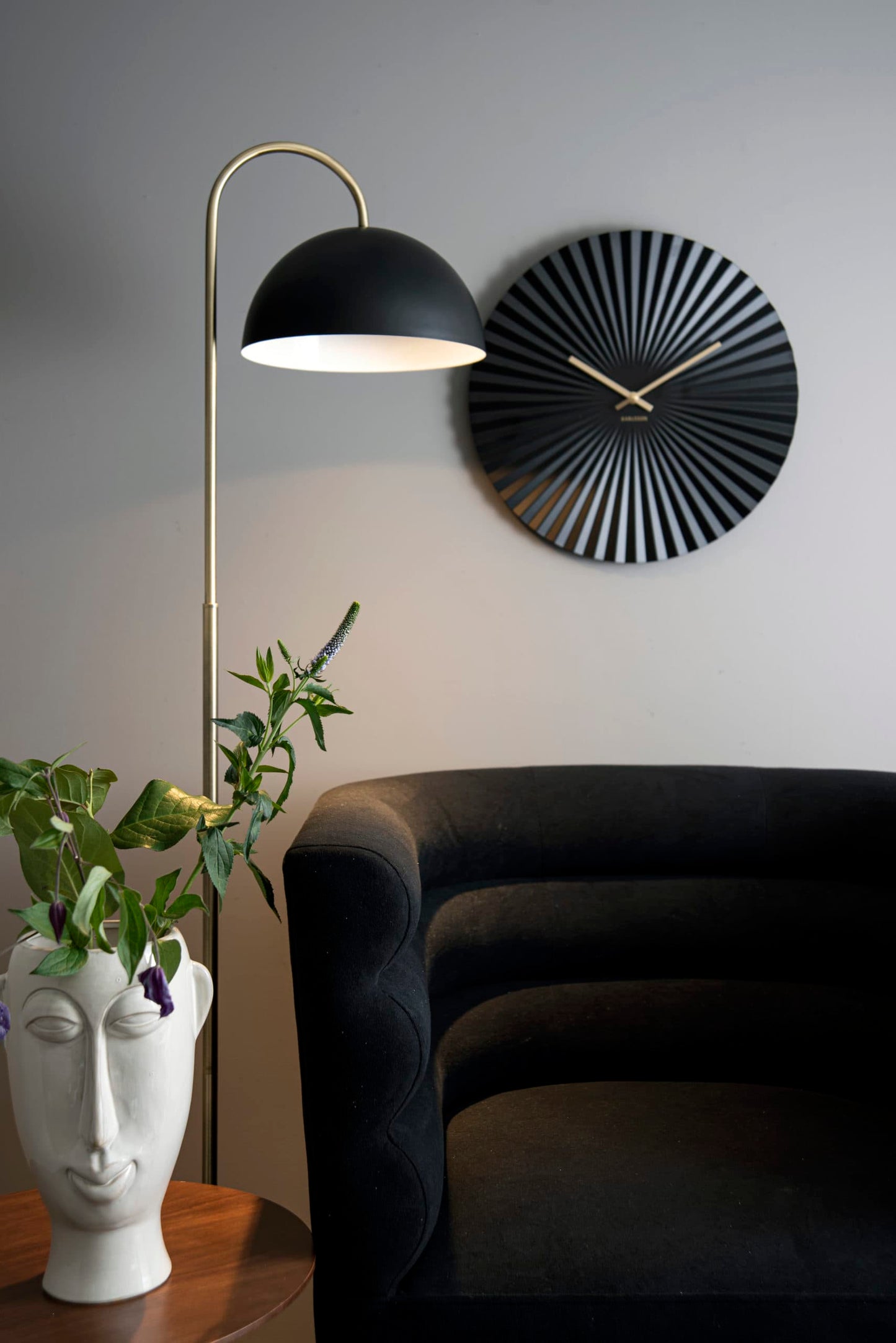 Skjuler I glaseret keramik med ansigt