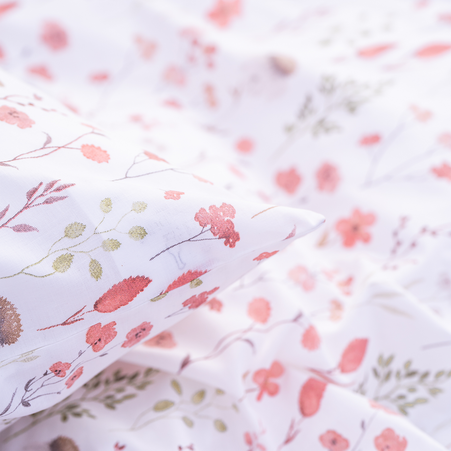 JULI Sengesæt 140 x 220 / 60 x 63 cm Rød