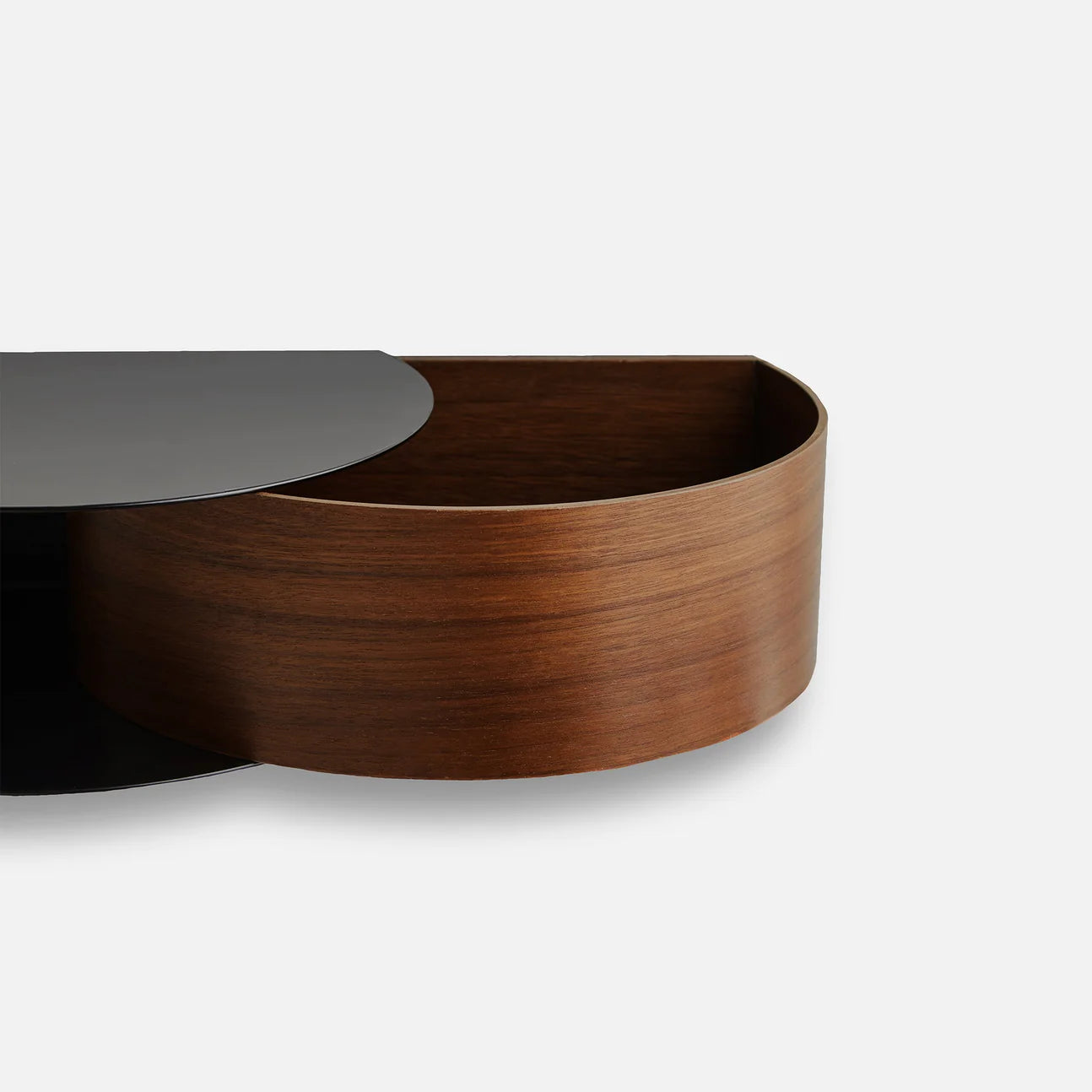 Woud Wallie hylde sort metal og valnød