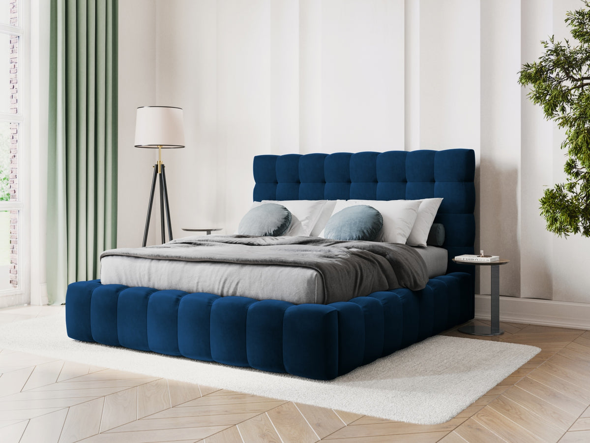 Cosmopolitan Design - Velour Seng m. opbevaring og sengegavl, Bali, 205x230x125 cm - Kongeblå (Bluvel 86) - Sort plast