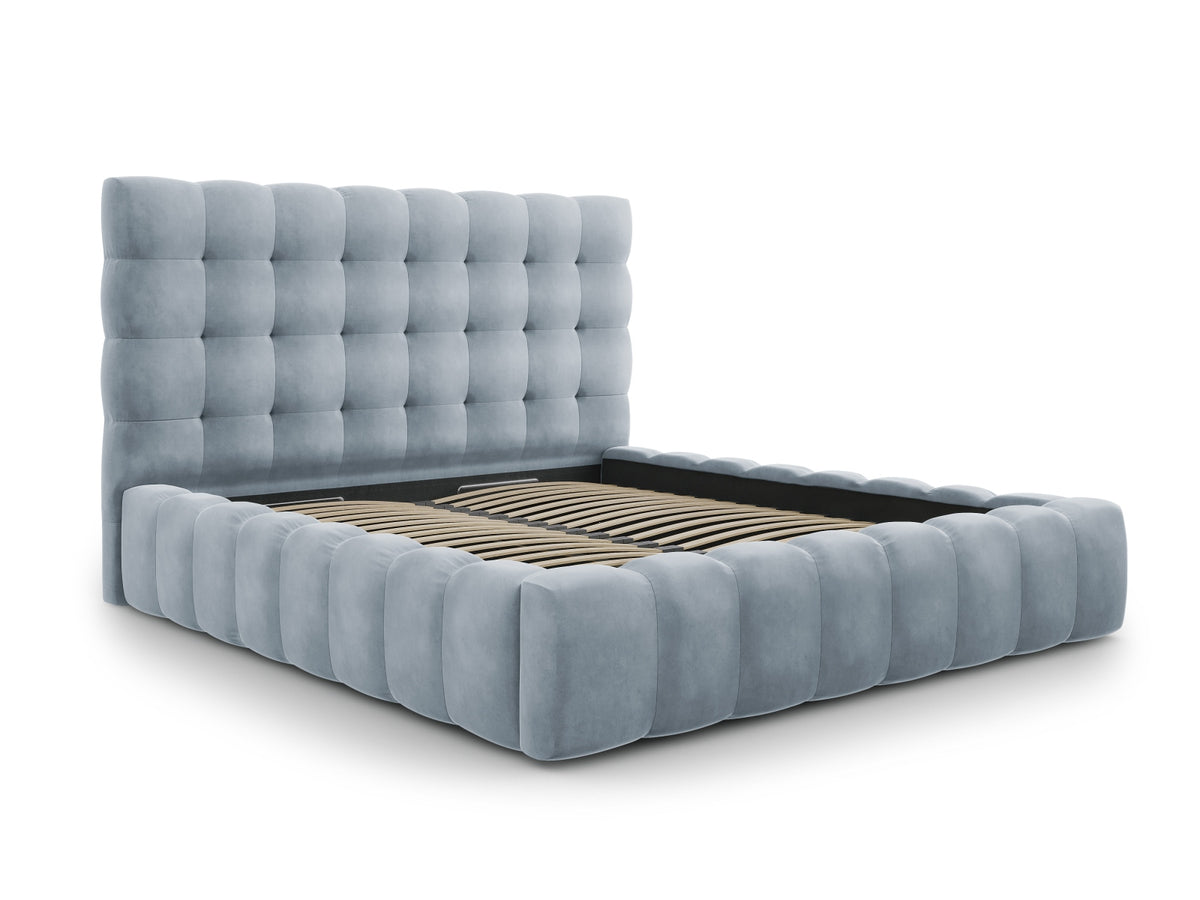 Cosmopolitan Design - Velour Seng m. opbevaring og sengegavl, Bali, 205x230x125 cm - Lyseblå (Bluvel 06) - Sort plast