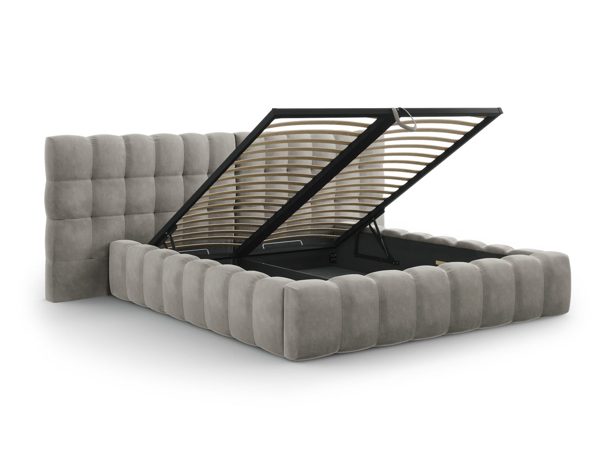 Cosmopolitan Design - Velour Seng m. opbevaring og bred sengegavl, Bali, 200x230x100 cm - Lysegrå (Bluvel 13) - Sort plast